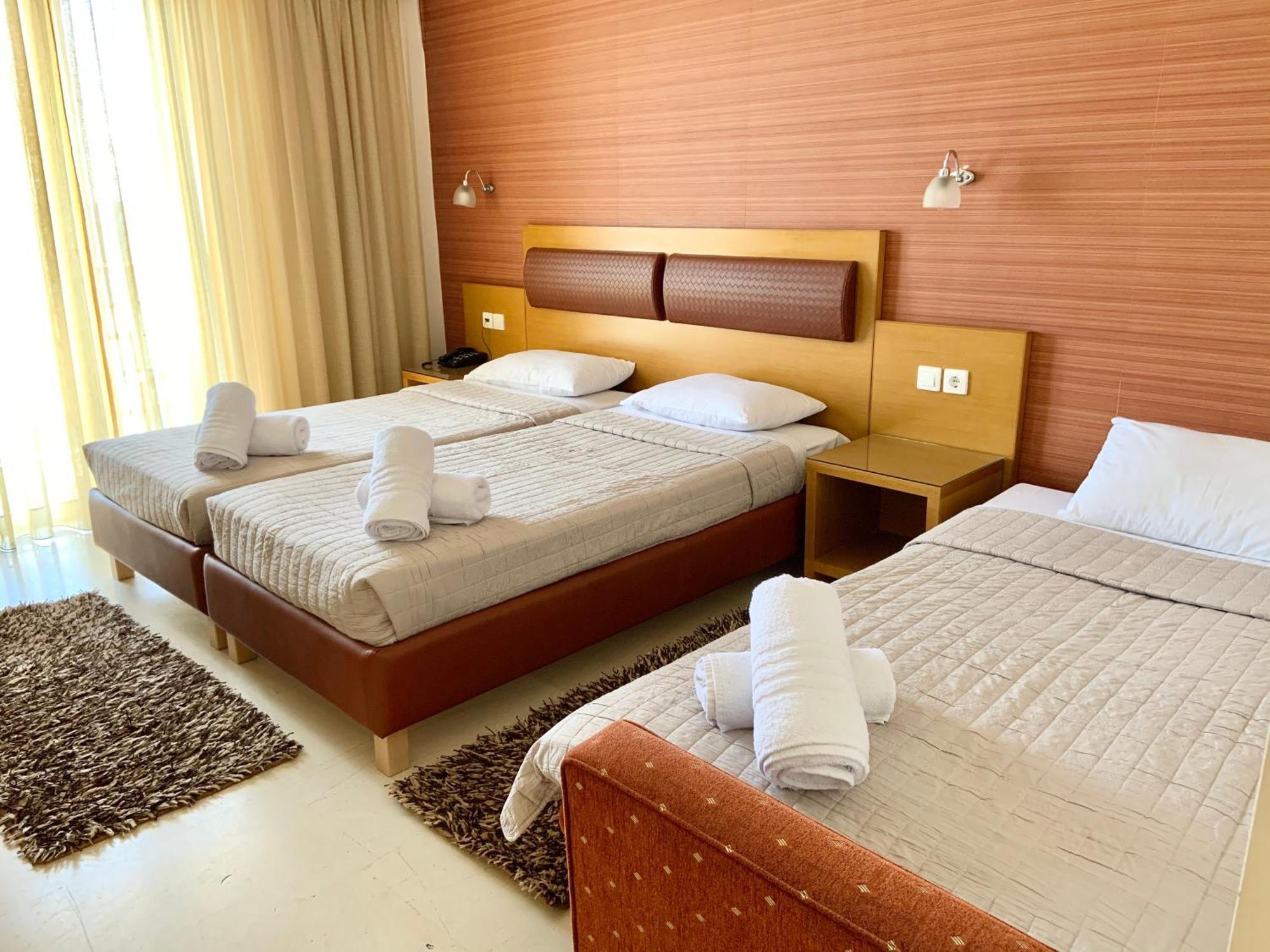 קלמאטה Hotel Flisvos חדר תמונה